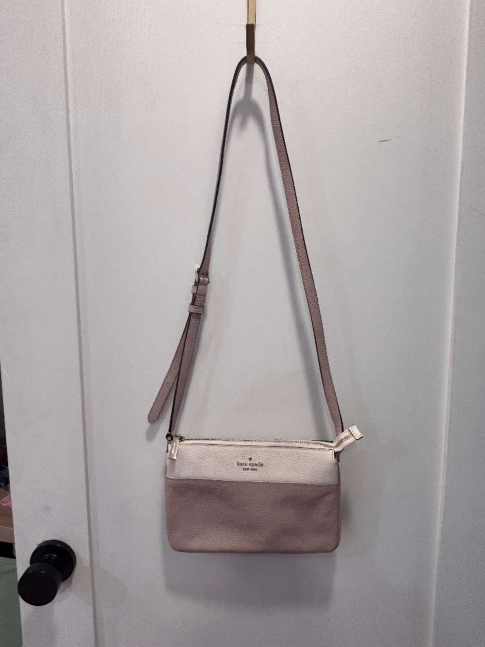 WOMEN'S KATE SPADE TWO TONE BAG